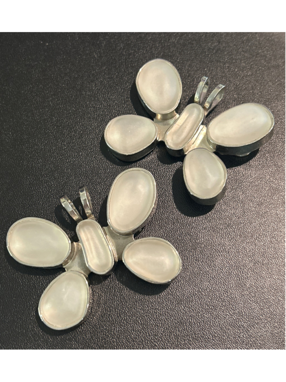 Women's Rebecca Collins Butterfly Pendant /hair clip One Size White Silver